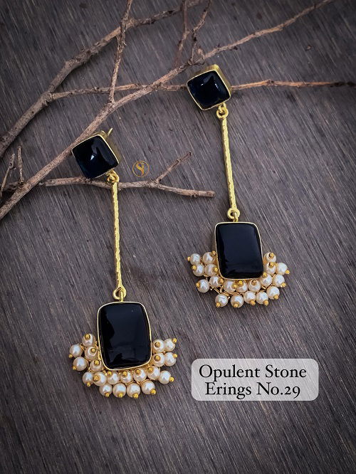 4 Designer Wedding Wear Opulent Stone Earrings Manufacturers
